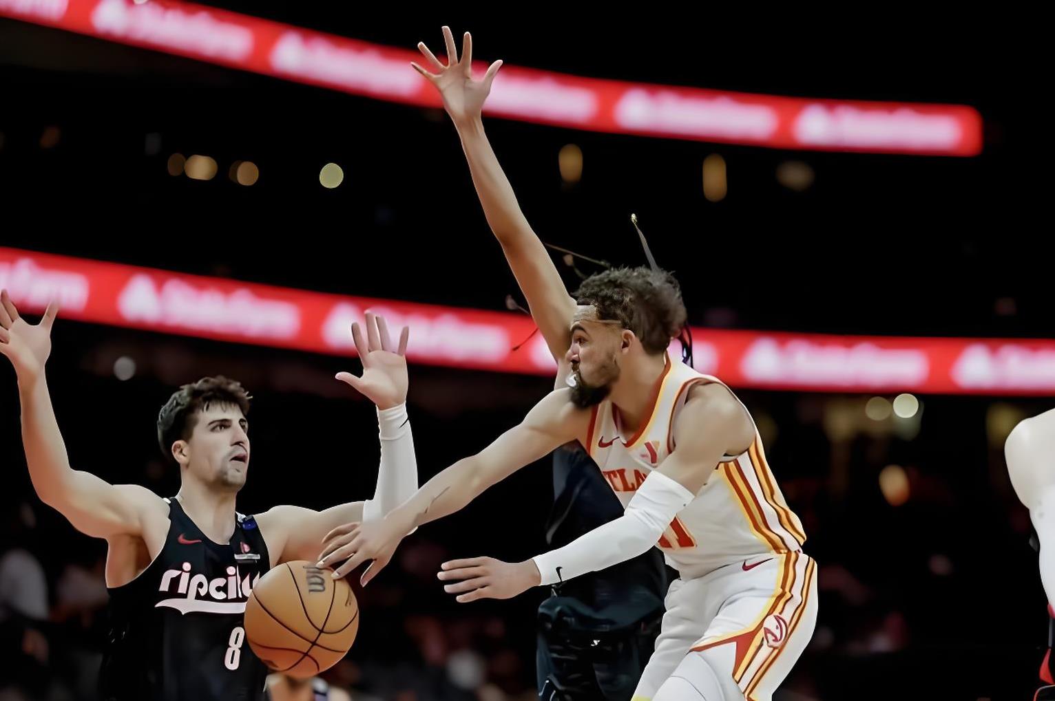 阿贾克斯发布备战花絮，今晨内部沟通，NBA常规赛任务艰巨，球队文化再被提及的简单介绍