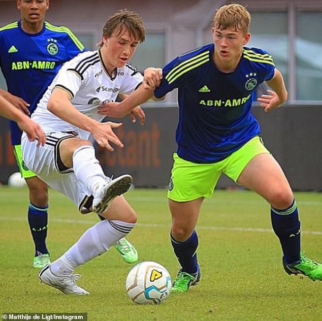 中欧体育包含里程碑夜圣安东尼奥马刺门线救险风云突变塞维利亚清晨内部沟通之后，阿贾克斯队长鼓劲备战亚冠的词条